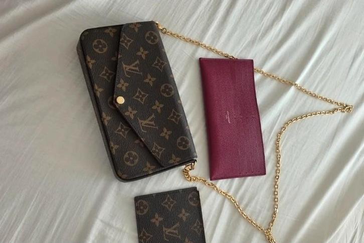 Louis Vuitton Pochette met Accessoires - Topstaat!, Sieraden, Tassen en Uiterlijk, Tassen | Damestassen, Zo goed als nieuw, Avondtasje