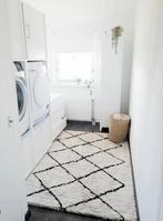 Hoogpolig vloerkleed met ruitpatroon in Berber stijl, Huis en Inrichting, Stoffering | Tapijten en Kleden, Ophalen, Berber stijl