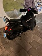 Vesp sprint 2022, Fietsen en Brommers, Scooters | Vespa, Ophalen, Zo goed als nieuw, Benzine