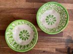 Twee kleine schaaltjes Spaans aardewerk appelgroen, Nieuw, Ophalen of Verzenden, Schaal of Schalen, Overige stijlen