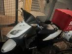 Kymco bezorg scooter, Fietsen en Brommers, Scooters | Kymco, Ophalen, Gebruikt, Maximaal 45 km/u, 50 cc