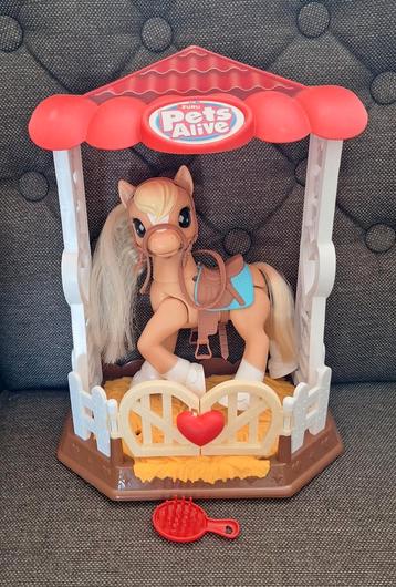 Zuru Pets Alive Pony met stal beschikbaar voor biedingen