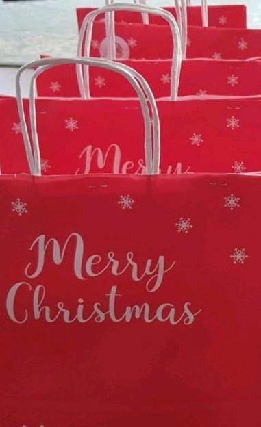 Gevraagd GRATIS rommelmarkt spullen GRATIS Cadeautasje kerst, Diversen, Rommelmarktspullen, Ophalen