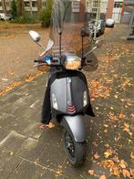 Vespa Sprint 2018 geelkenteken, Fietsen en Brommers, Scooters | Vespa, Ophalen, Gebruikt, Overige modellen, Maximaal 45 km/u