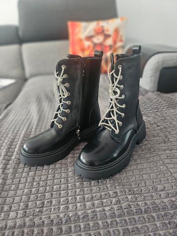 Nieuwe AZAREY Laarzen - Maat 38 beschikbaar voor biedingen