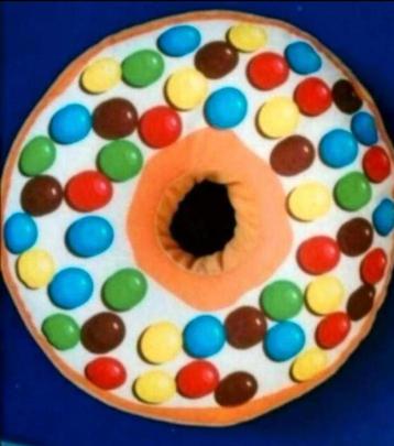 Nieuw grote donut kussens beschikbaar voor biedingen