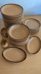 Rustieke Franse Retro Vintage aardewerk grès borden schalen, Ophalen of Verzenden, Zo goed als nieuw, Bord
