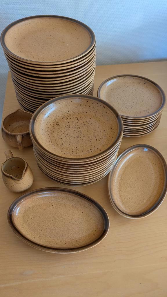 Rustieke Franse Retro Vintage aardewerk grès borden schalen, Huis en Inrichting, Woonaccessoires | Onderzetters, Zo goed als nieuw