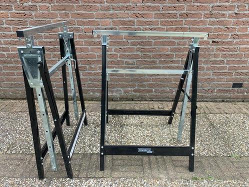 In hoogte verstelbare schragen – Powerfix (set van 2), Doe-het-zelf en Verbouw, Steigers, Gebruikt, Overige typen, Minder dan 2 meter