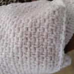 Heerlijk zacht gehaakt roze babydekentje - Nieuw, Huis en Inrichting, Woonaccessoires | Plaids en Woondekens, Ophalen of Verzenden