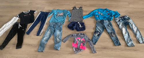 Meisjes kleding pakket maat 116.  12 items mix en match, Kinderen en Baby's, Kinderkleding | Kinder-kledingpakketten, Zo goed als nieuw