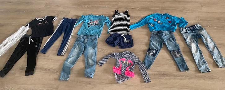 Meisjes kleding pakket maat 116.  12 items mix en match, Kinderen en Baby's, Kinderkleding | Kinder-kledingpakketten, Zo goed als nieuw