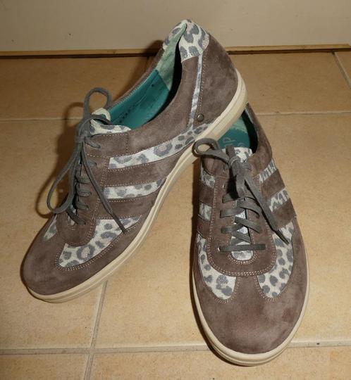 Durea sneakers 38 breedte H bruin zilver metallic zwart ZGAN, Kleding | Dames, Schoenen, Zo goed als nieuw, Sneakers of Gympen
