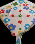 1220 Vrolijk vintage tafelkleed kleed tafelkleedje swiet, Ophalen of Verzenden, Nieuw, Rechthoek, Binnen