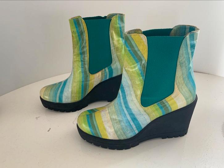 By Qui  38 sleekhakken leren pumps 398 ), Kleding | Dames, Schoenen, Zo goed als nieuw, Hoge laarzen, Overige kleuren, Ophalen of Verzenden