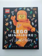 Lego boek: LEGO MINIFIGURE a visual history, Kinderen en Baby's, Speelgoed | Duplo en Lego, Ophalen of Verzenden, Zo goed als nieuw