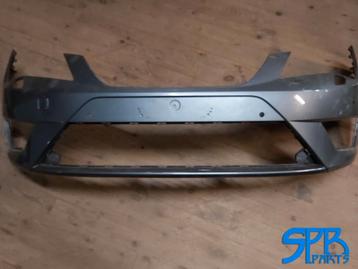 Voorbumper SEAT LEON FR III 5F0807221M VOOR BUMPER 4XPDC SRA beschikbaar voor biedingen