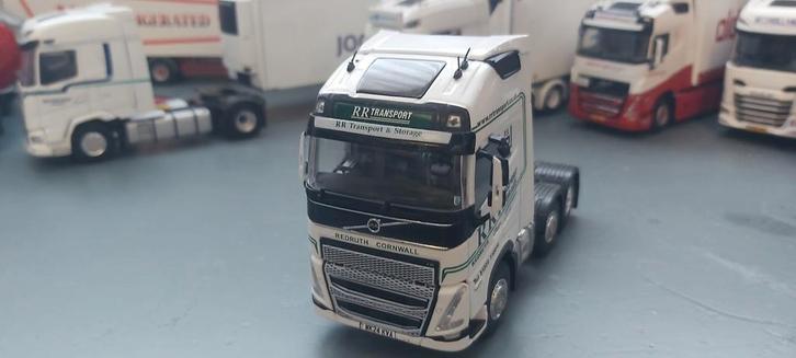 Volvo 6x2 wsi, Hobby en Vrije tijd, Modelauto's | 1:50, Zo goed als nieuw, Bus of Vrachtwagen, Wsi, Ophalen of Verzenden