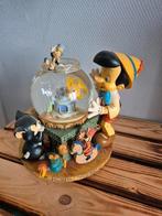 Pinokkio snowglobe, Verzamelen, Ophalen, Peter Pan of Pinokkio, Gebruikt, Beeldje of Figuurtje