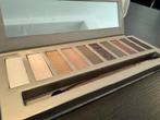 New unused 10 colors eyeshadow palette Made In Italy, Sieraden, Tassen en Uiterlijk, Nieuw, Ogen, Make-up, Ophalen of Verzenden