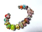 Leuke, vrolijke armband met 16 bedels (trollbeads?), Overige materialen, Overige kleuren, Ophalen of Verzenden, Zo goed als nieuw