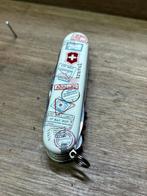 VICTORINOX. TRAVEL. ( NIEUW ), Caravans en Kamperen, Kampeergereedschap, Ophalen of Verzenden, Nieuw