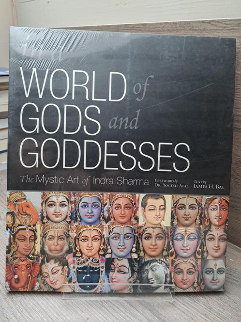 In A World Of Gods And Goddesses - The Mystic Art Of Indra, Boeken, Godsdienst en Theologie, Nieuw, Hindoeïsme, Ophalen of Verzenden