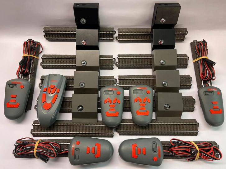 ** MÁRKLIN ** 17x DIGITALE BESTURING ** NIEUWSTAAT **, Hobby en Vrije tijd, Modeltreinen | H0, Zo goed als nieuw, Transformator of Voeding