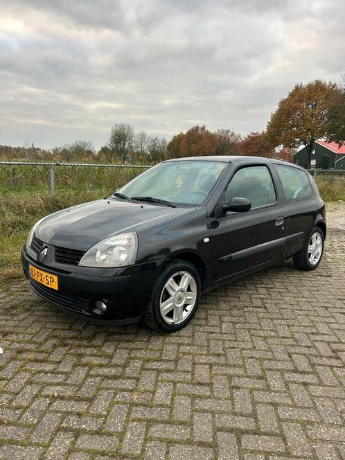 Renault Clio 1.2 16V Autbas E4 2005 Zwart, Auto's, Renault, Particulier, Clio, Benzine, C, Hatchback, Handgeschakeld, Origineel Nederlands