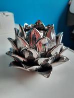 zilverkleurige kandelaar vorm bloem 10 cm.hoog, 15 cm.breed, Huis en Inrichting, Woonaccessoires | Kandelaars en Kaarsen, Ophalen of Verzenden