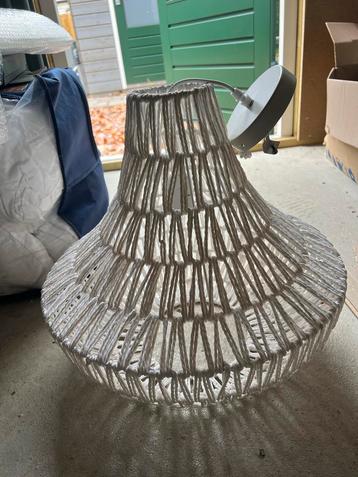 Hanglamp lamp beschikbaar voor biedingen