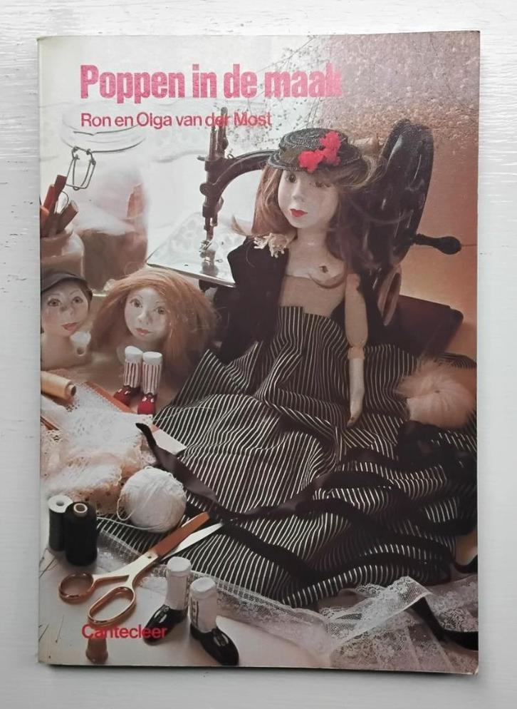 Ron en Olga van der Most - Poppen in de maak, Boeken, Hobby en Vrije tijd, Gelezen, Poppen maken, Ophalen of Verzenden