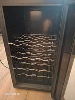 Zwarte Koelkast voor Frisdrank - Flessenrekken, Zonder vriesvak, Ophalen of Verzenden, Minder dan 45 cm, Minder dan 85 cm