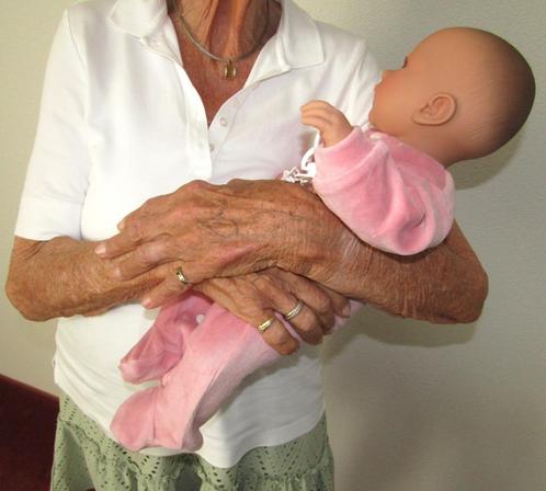 Levensechte Babypop Leoni bruine ogen 52 cm baby pop nieuw, Kinderen en Baby's, Speelgoed | Poppen, Nieuw, Babypop, Ophalen of Verzenden
