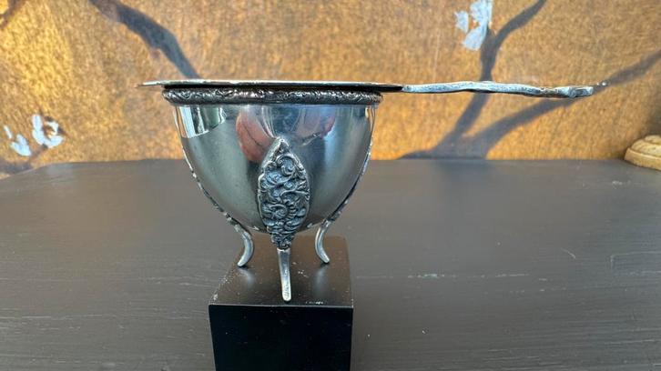 Zeldzame zilveren theefilter — Hooijkaas Schoonhoven, Antiek en Kunst, Antiek | Goud en Zilver, Zilver, Ophalen of Verzenden