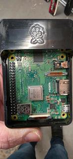 Raspberry Pi 3 Model B+ met SD kaart en voeding, Ophalen of Verzenden, Gebruikt