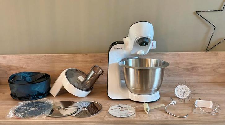 Bosch MUM52110, Witgoed en Apparatuur, Keukenmixers, Zo goed als nieuw, 4 liter of meer, 3 snelheden of meer, Ophalen