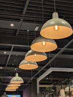 LAATSTE SET VAN 5 GROTE HORECA HANGLAMPEN VOOR SPOTPRIJS, Huis en Inrichting, Lampen | Hanglampen, Ophalen, Nieuw, Metaal, 75 cm of meer