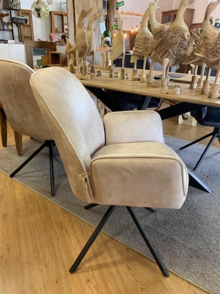 Stoel Noa Adore velvet 6 kleuren/ afname per 2; prijs p.stuk, Huis en Inrichting, Stoelen, Nieuw, Metaal, Stof, Overige kleuren