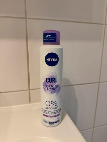 Nivea Curl Forming Spray - Geopend beschikbaar voor biedingen