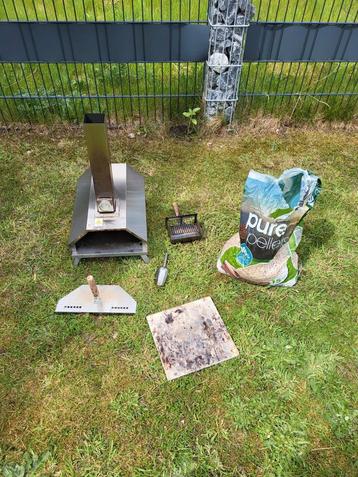 pizza oven op hout pellets beschikbaar voor biedingen