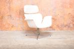ZGAN! fraaie witte leren Artifort Big Tulip design fauteuil, 75 tot 100 cm, Ophalen of Verzenden, Zo goed als nieuw, 75 tot 100 cm