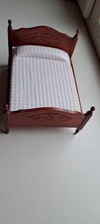 Poppenhuisbed, Doe-het-zelf en Verbouw, Rolluiken, Ophalen of Verzenden, Zo goed als nieuw, Wit, Minder dan 100 cm