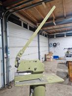 Handplaatschaar voor het knippen van metalen. incl stalen vo, Ophalen