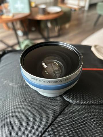 Sony wide conversion lens x0.7 beschikbaar voor biedingen