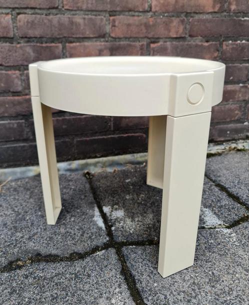 Space Age tafeltje demonteerbaar crème wit goede staat, Antiek en Kunst, Antiek | Meubels | Tafels, Ophalen