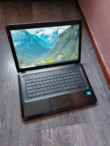 Goedwerkende 15,6 inch Compaq Laptop met  Webcam met Windows beschikbaar voor biedingen