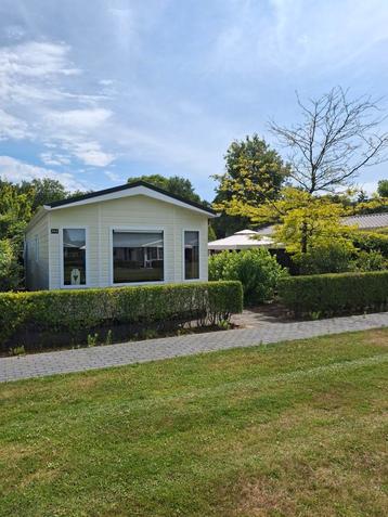 Te huur 6 pers chalet op vakantiepark De kleine belties beschikbaar voor biedingen