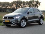 Volkswagen T-ROC 1.0TSI Life Business Met LED I NAVIG I PDC, Voorwielaandrijving, Gebruikt, Euro 6, Bedrijf