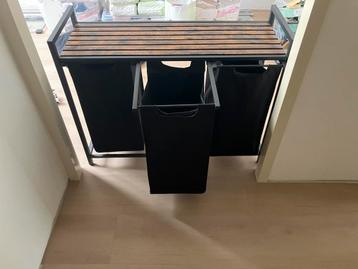 Wasmanden in kast